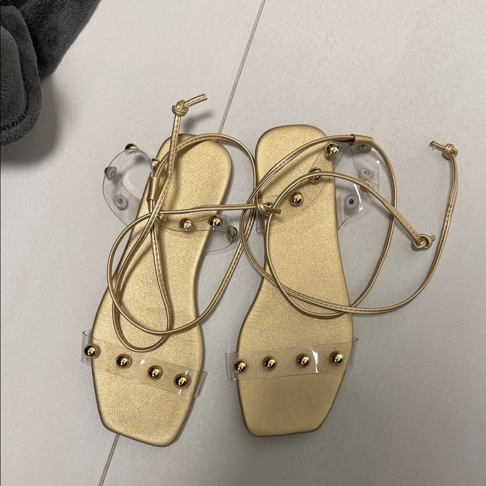 Elegant Gold Women's Sandals